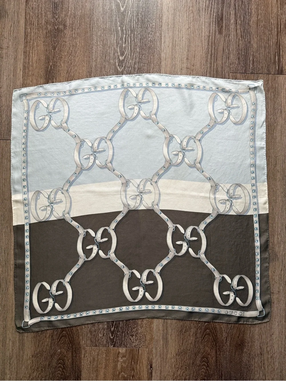 Damage # 1 Gucci Blue, Cream & Brown Interlocking G Chain Print Scarf